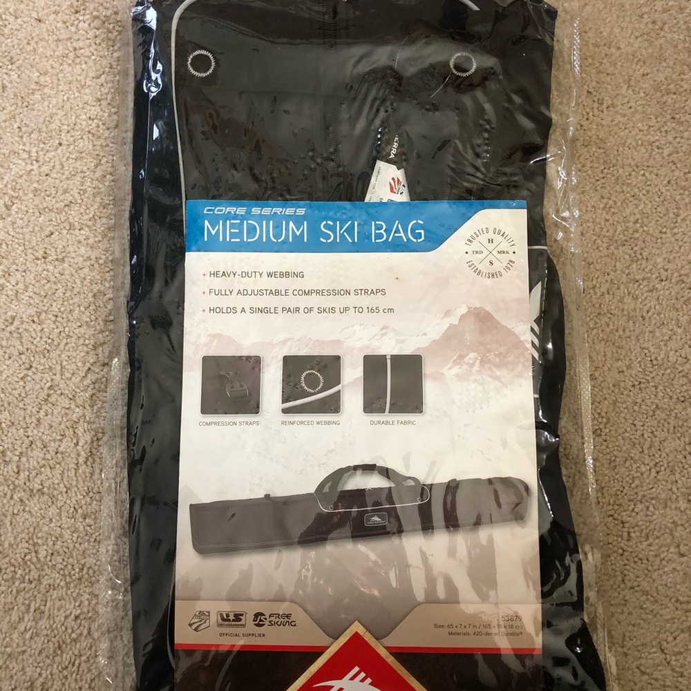 High Sierra Core Series Black Medium Ski Bag Handles Reinforced Webbing NWT